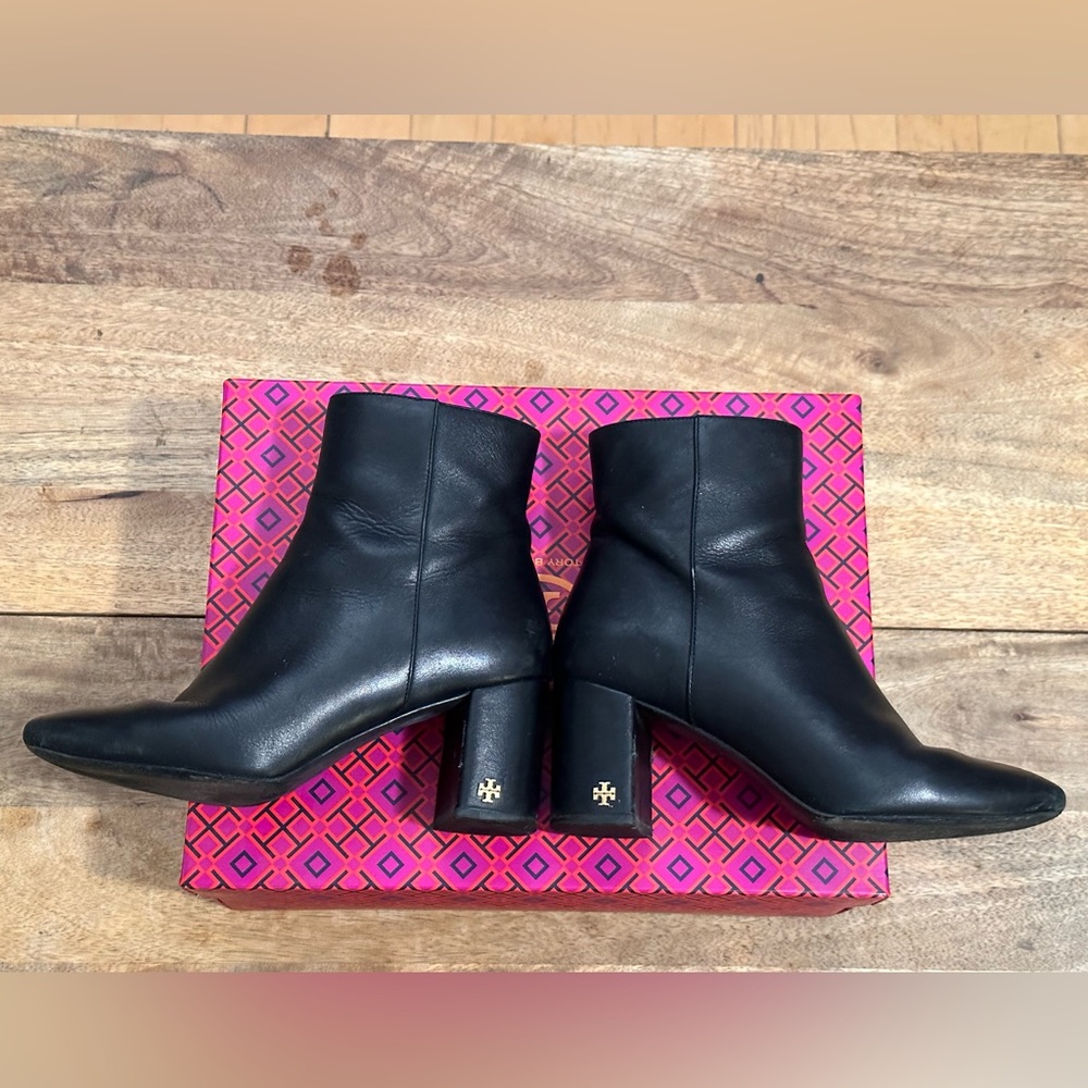 Tory Burch Brooke 70mm Black Booties 6.5
